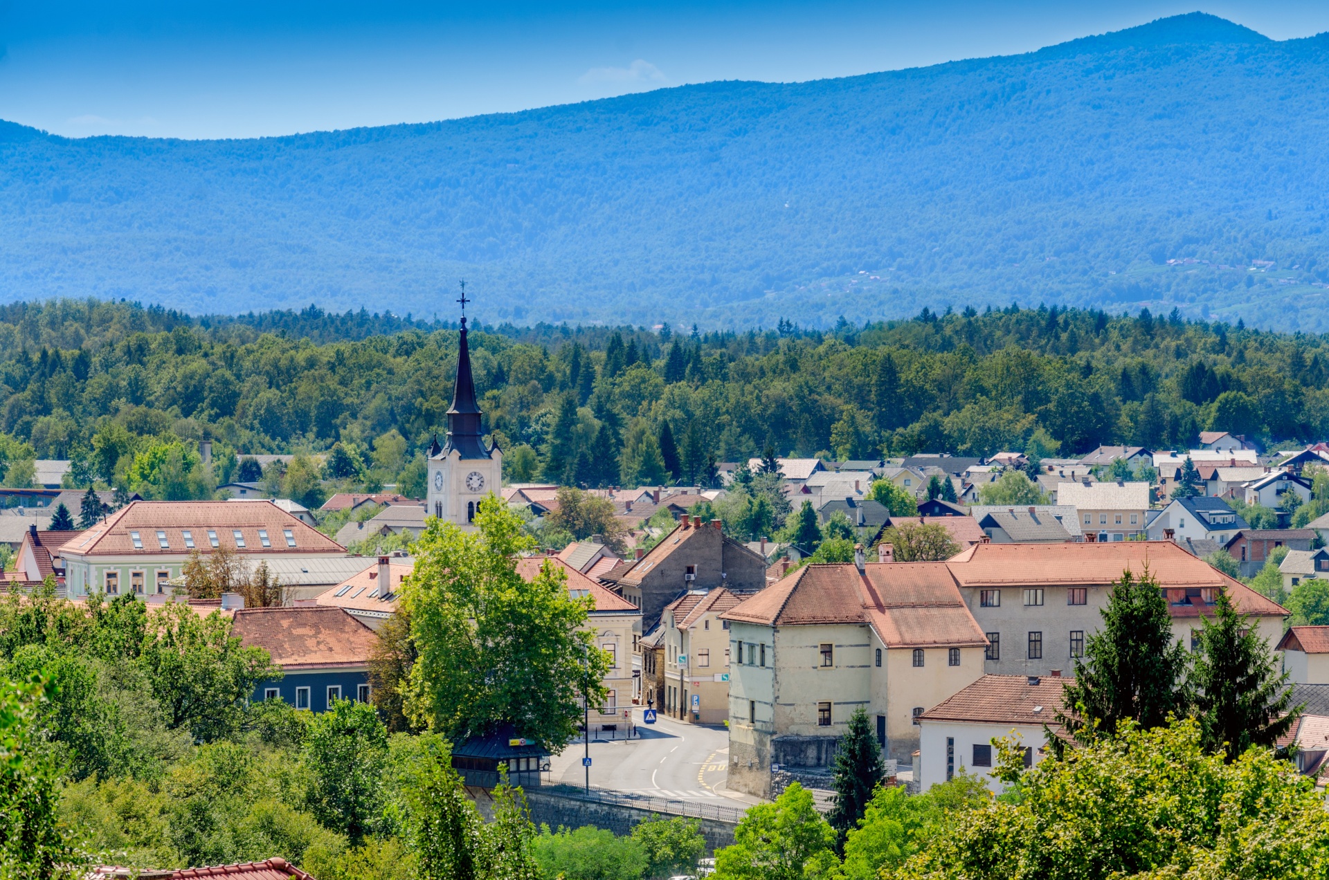 serkvica v središču Črnomlja v Beli krajini