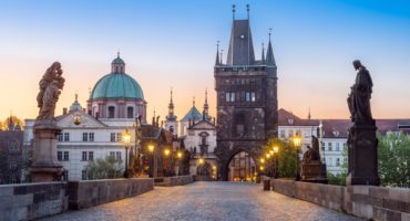 Praga-shutterstock_1707485611