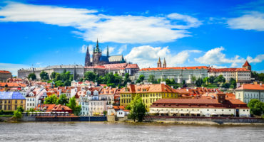 Praga-shutterstock_173388260