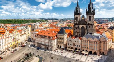 Praga-shutterstock_648833449