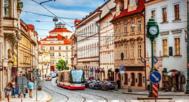 Praga-shutterstock_662349547