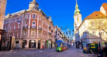 Graz-shutterstock_783861898